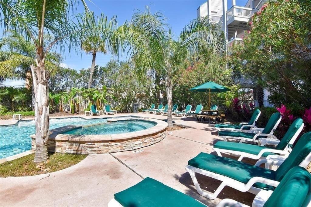 Sun Splashed Condo! Steps To Beach And 2 Pools Galveston Island المظهر الخارجي الصورة